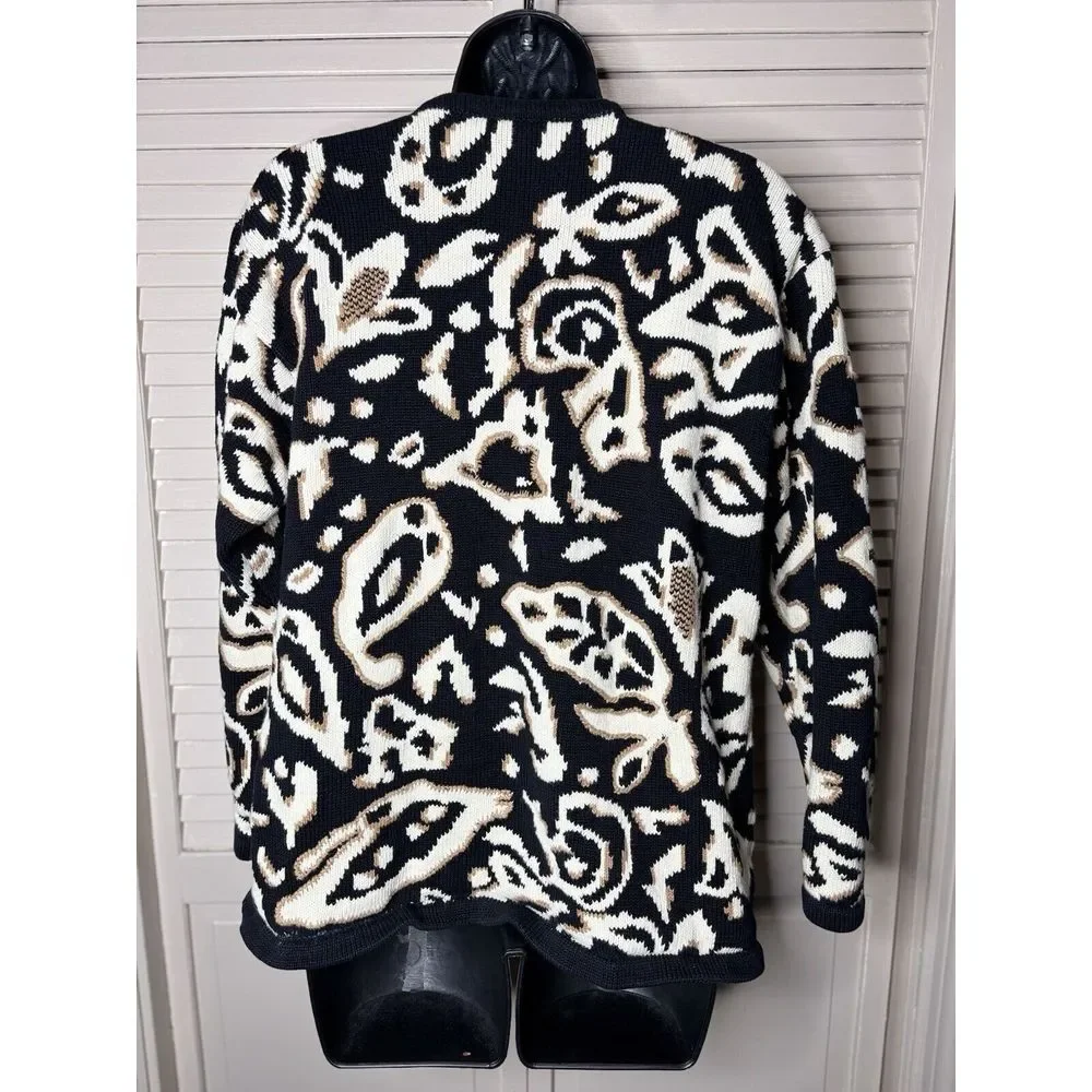 Chai's Black/Tan Animal Print Crew Neck Sweater Long Sleeve Size Large Thick